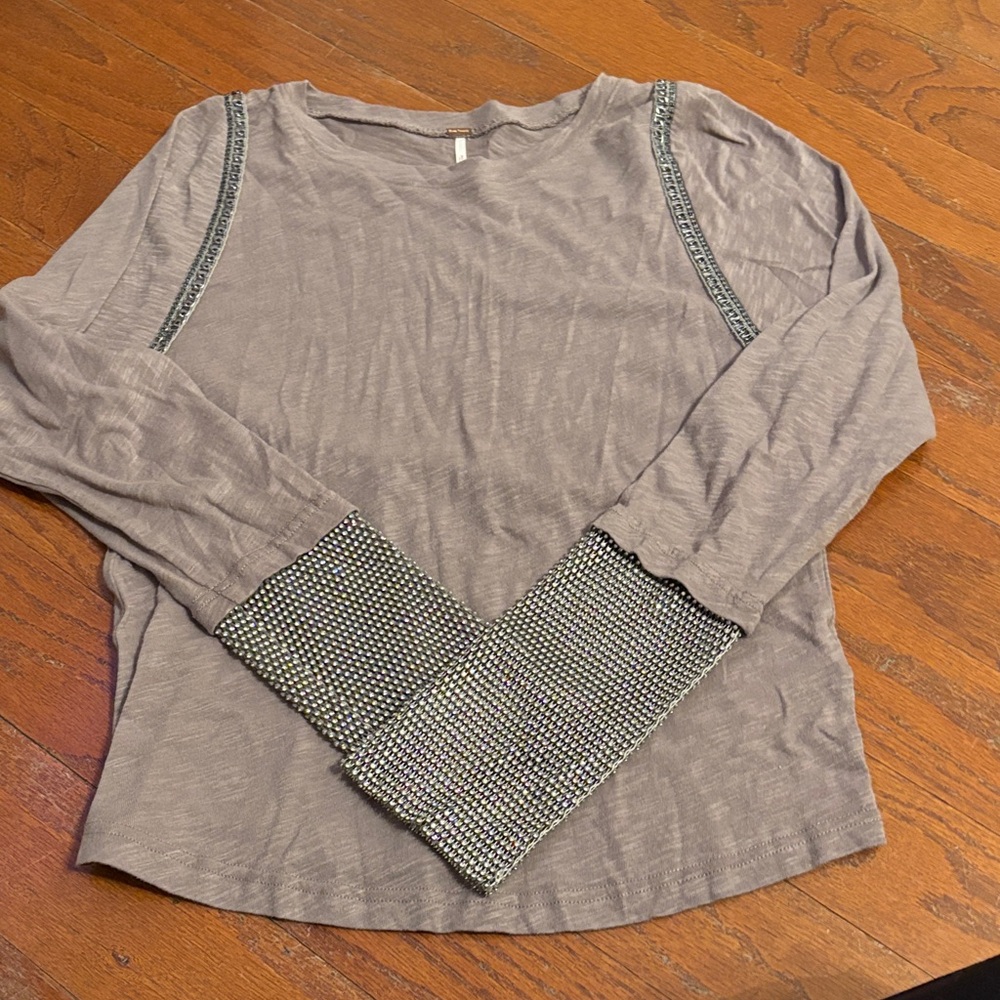 FREE PEOPLE Gray Long Sleeve Women's Top with Rhinestone Details